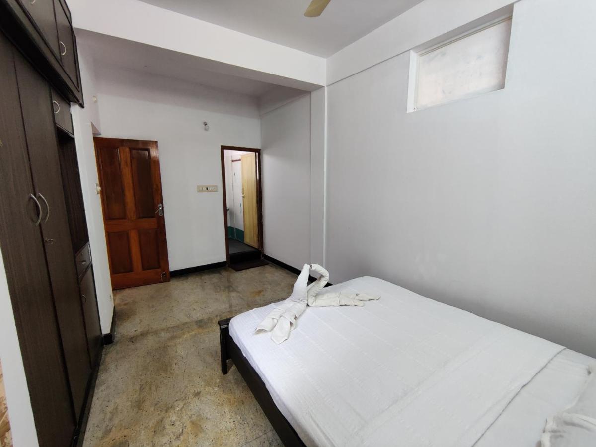 Yoga House Apartman Vanivilasa Puram Kültér fotó