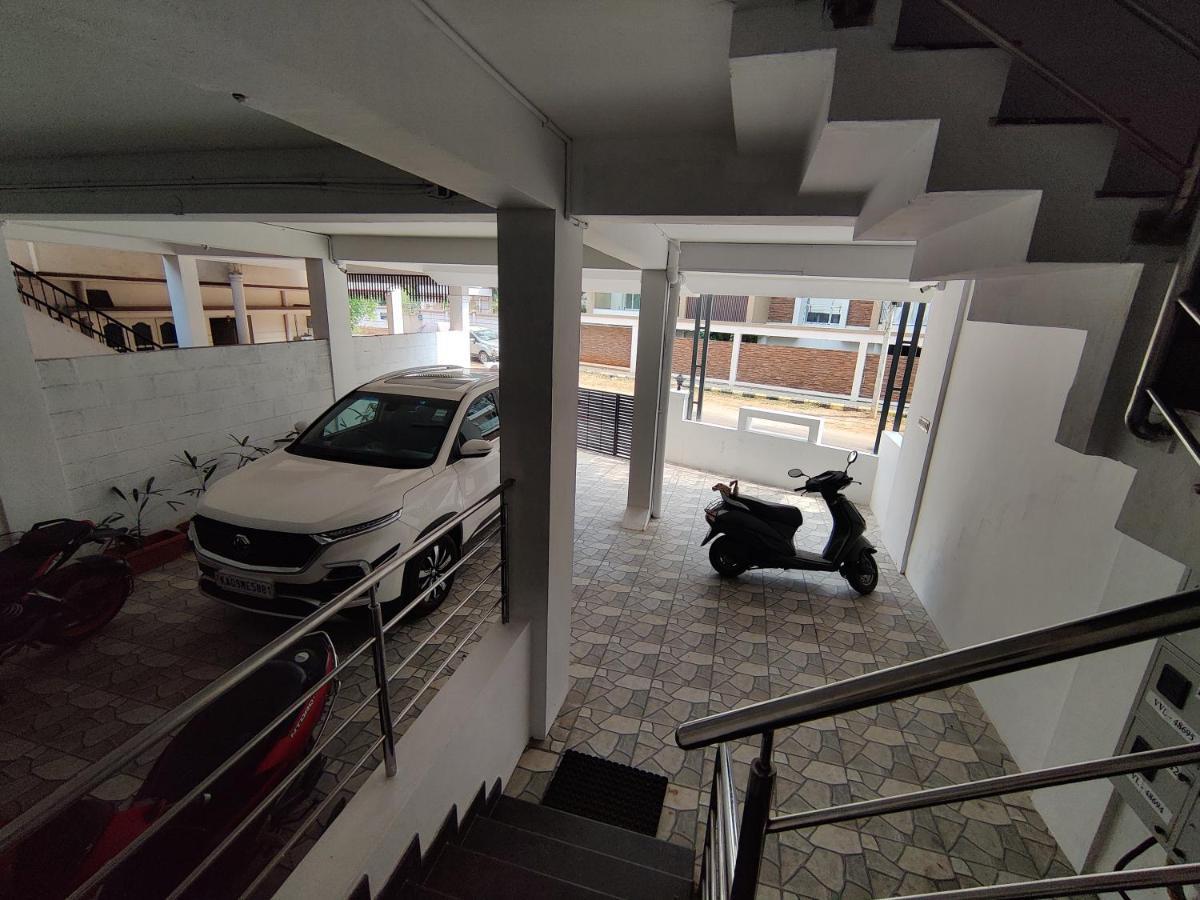 Yoga House Apartman Vanivilasa Puram Kültér fotó