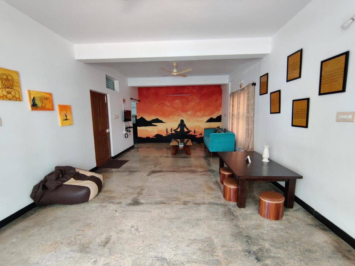 Yoga House Apartman Vanivilasa Puram Kültér fotó